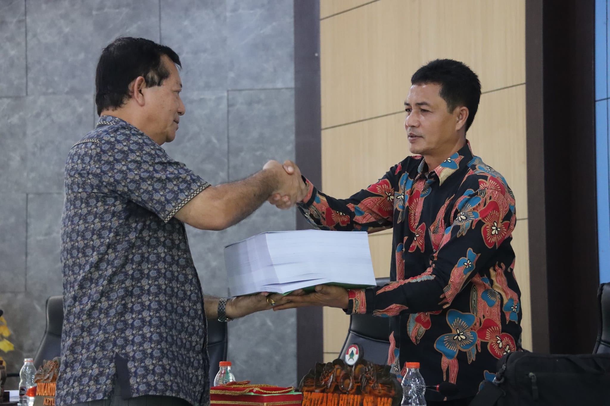 PARIPURNA PENYAMPAIAN NOTA PENGANTAR BUPATI NIAS UTARA ATAS RANPERDA  TENTANG PERTANGGUNGJAWABAN PELAKSANAAN ANGGARAN PENDAPATAN DAN BELANJA DAERAH (APBD) TAHUN ANGGARAN 2023.