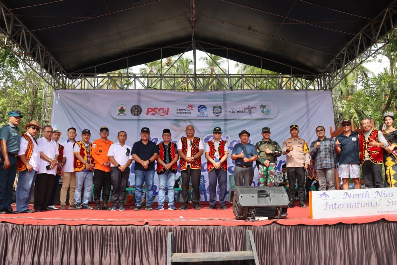 OPENING CEREMONY NIAS UTARA INTERNATIONAL SURFING COMPETITION TAHUN 2024