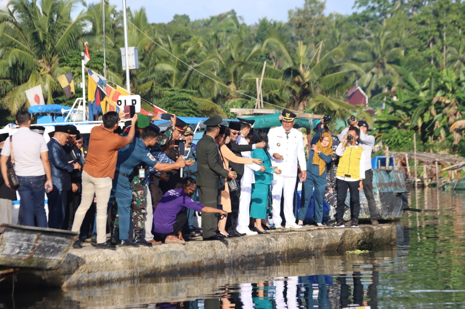 Pemerintah Kabupaten Nias Utara Laksanakan Upacara Tabur Bunga