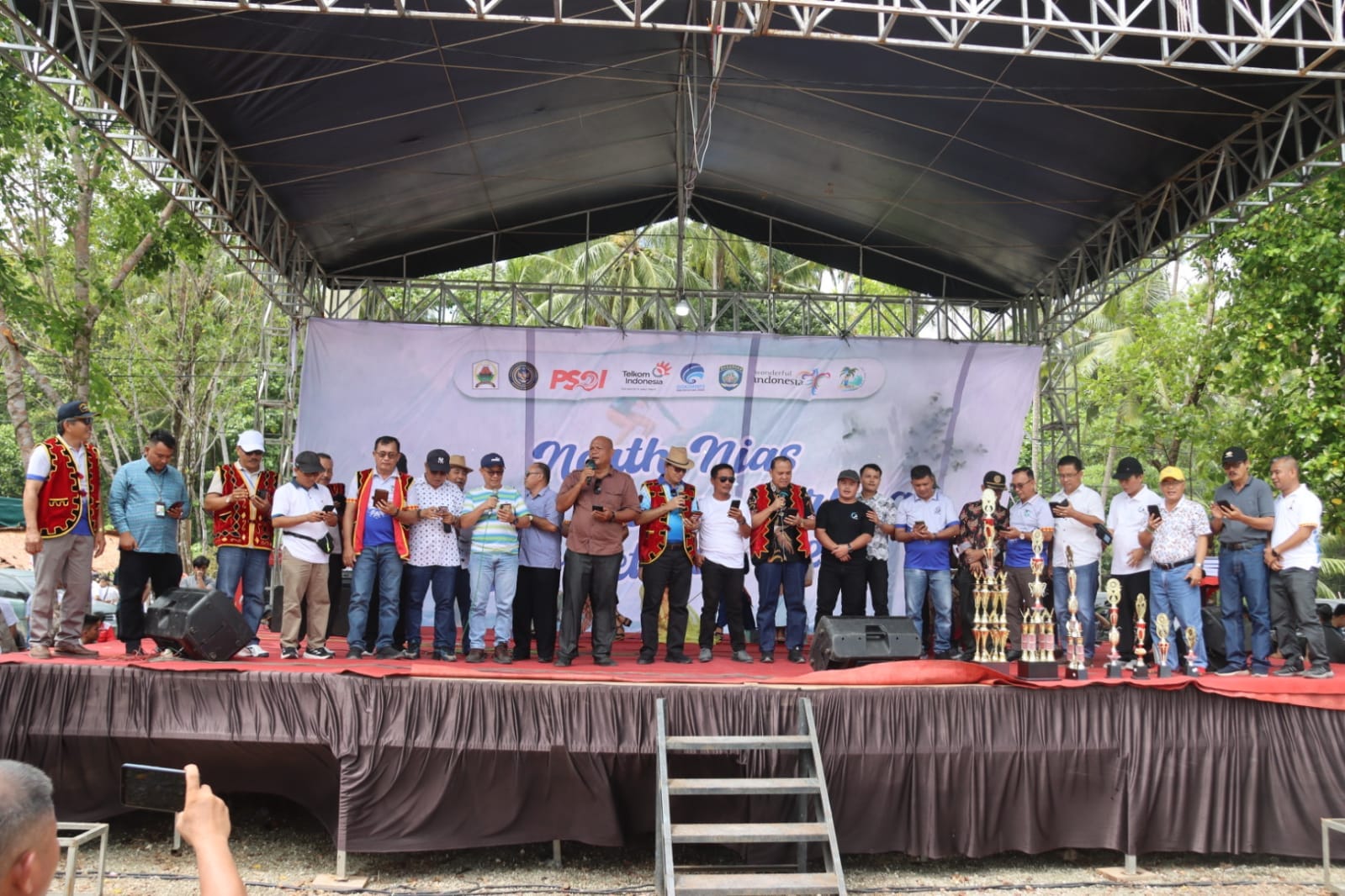 PENUTUPAN NORTH NIAS INTERNATIONAL COMPETITION